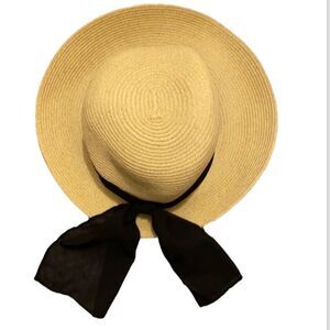 KAREN Keith summer hat.